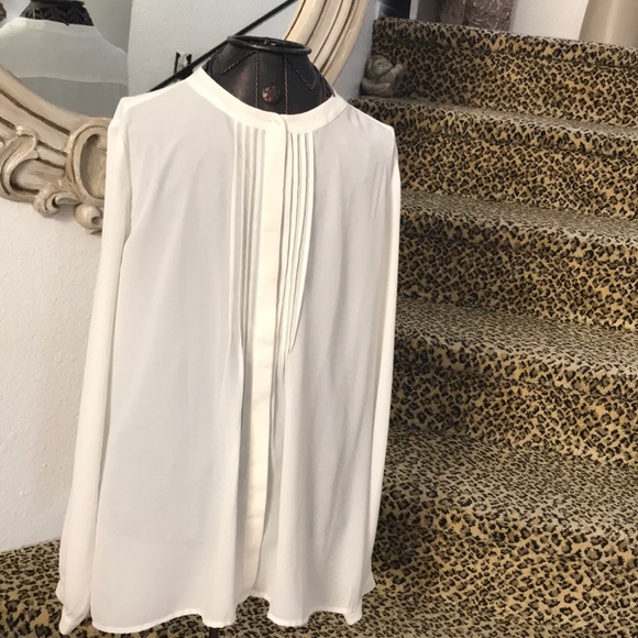 Beautiful cream blouse - Picture 1 of 1